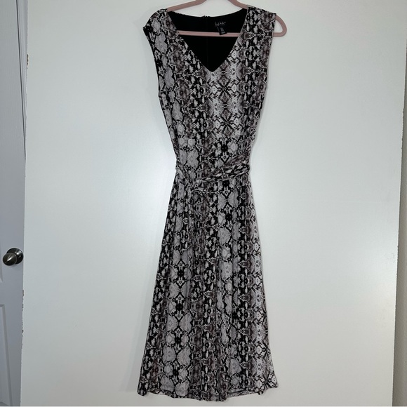 Nicole miller snakeskin print wide leg cropped jumpsuit size 6 - Picture 16 of 16